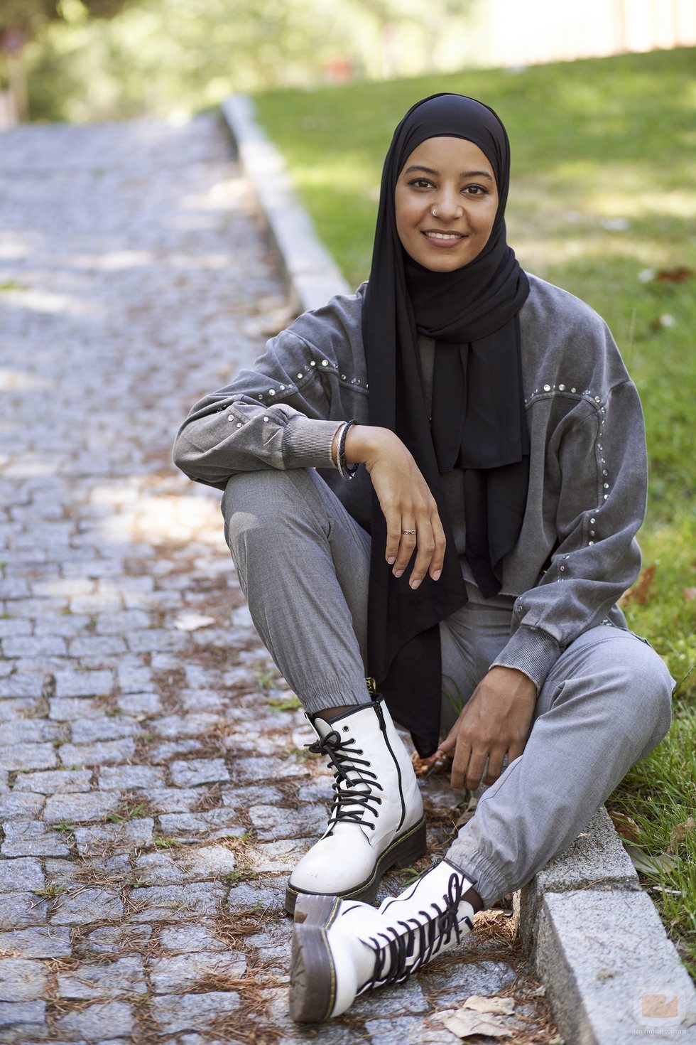 Hajar Brown es Amira en la cuarta temporada de 'Skam España'