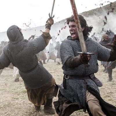 Jaime Lorente en una batalla de 'El Cid'