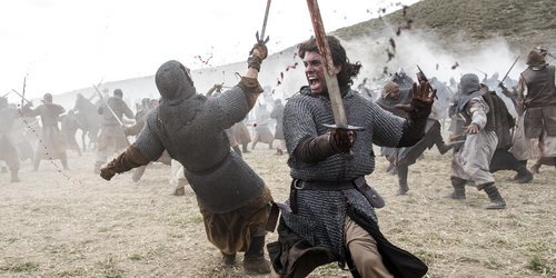 Jaime Lorente en una batalla de 'El Cid'