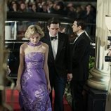 Diana de Gales (Emma Corrin) y el Príncipe Carlos (Josh O'Connor) en la temporada 4 de 'The Crown'