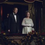Isabel II y el Príncipe Felipe en la temporada 4 de 'The Crown'