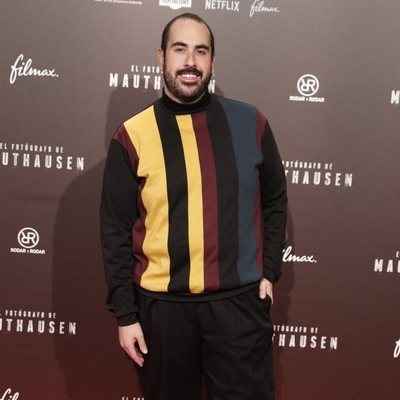 Alberto Velasco, posando en una premiere
