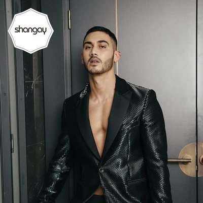 Alejandro Speitzer en su sesión más sexy para Shangay