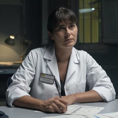 Anna Allen es psicóloga en capítulo 1x07 de 'Veneno'