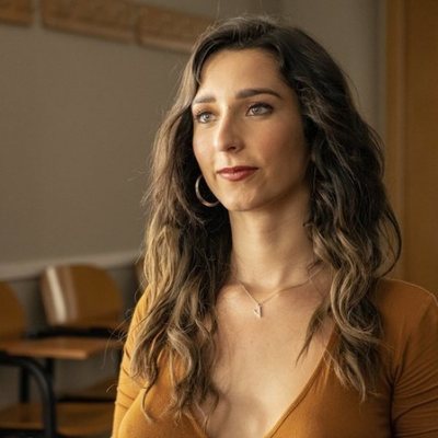 Valeria (Lola Rodríguez), en el capítulo 1x07 de 'Veneno'