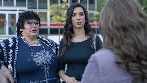 Paca La Piraña y Valeria Vegas, en el capítulo 1x07 de 'Veneno'