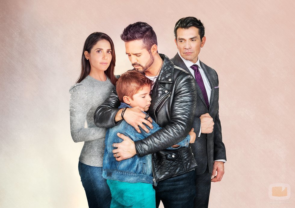 Los protagonistas de 'Te doy la vida'