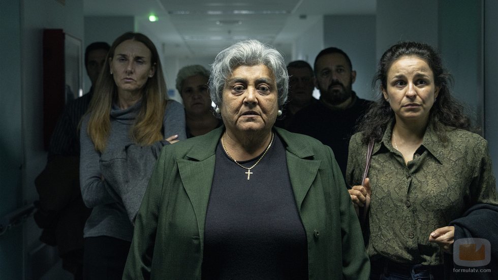 La familia de Cristina en el final de 'Veneno'