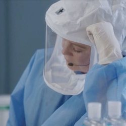 Meredith viste un EPI en la temporada 17 de 'Anatomía de Grey'