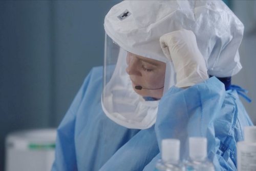 Meredith viste un EPI en la temporada 17 de 'Anatomía de Grey'