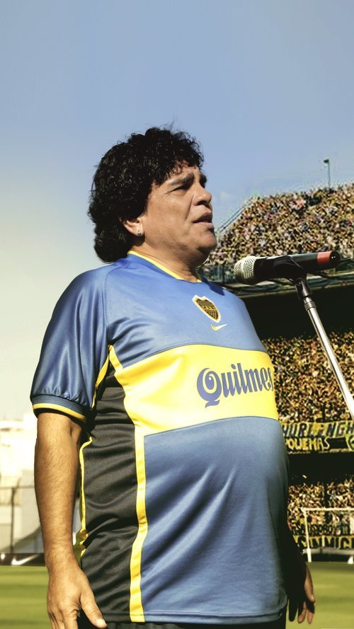 Juan Palomino interpreta a Maradona tras su retirada del fútbol en 'Maradona: sueño bendito'