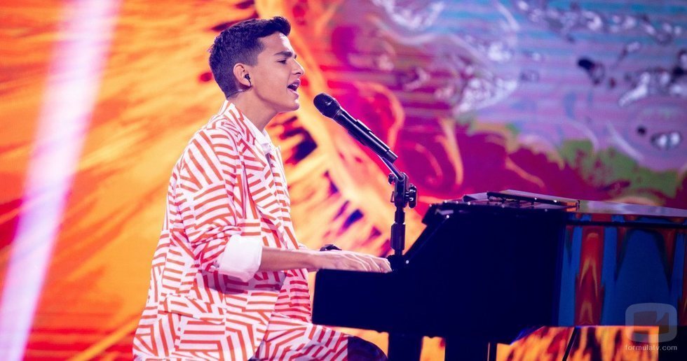 Petar Anicic, representante de Serbia, en la Gran Final de Eurovisión Junior 2020