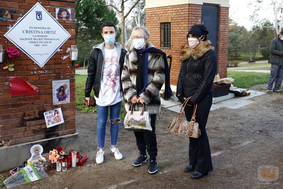 Cristina La Veneno es homenajeada por Juani Ruiz y otros de sus amigos