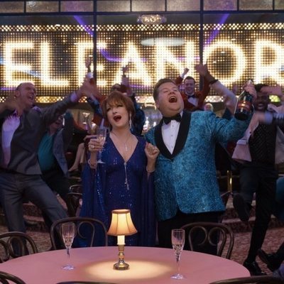 Meryl Streep y James Corden durante una actuación en 'The Prom'