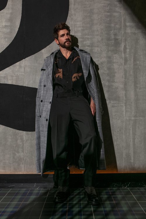 Félix Gómez se sincera con Dear Magazine