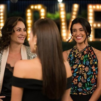 Yoli junto a Olimpia e Irene en 'FoQ: El reencuentro'