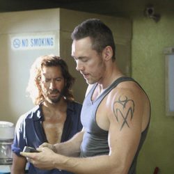 Kevin Durand y Henry Ian Cusick