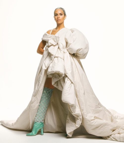 El vestido y las botas de Cristina Pedroche para Nochevieja 2020-2021