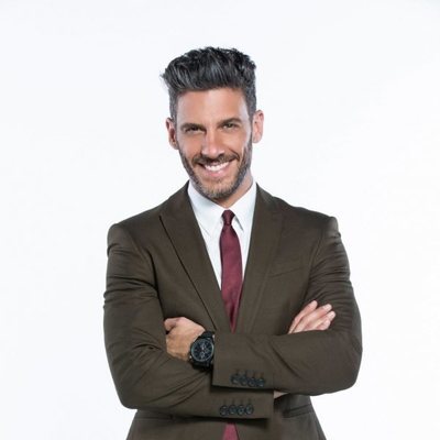 Erick Elías es Armando Mendoza del Valle en 'Betty en NY'