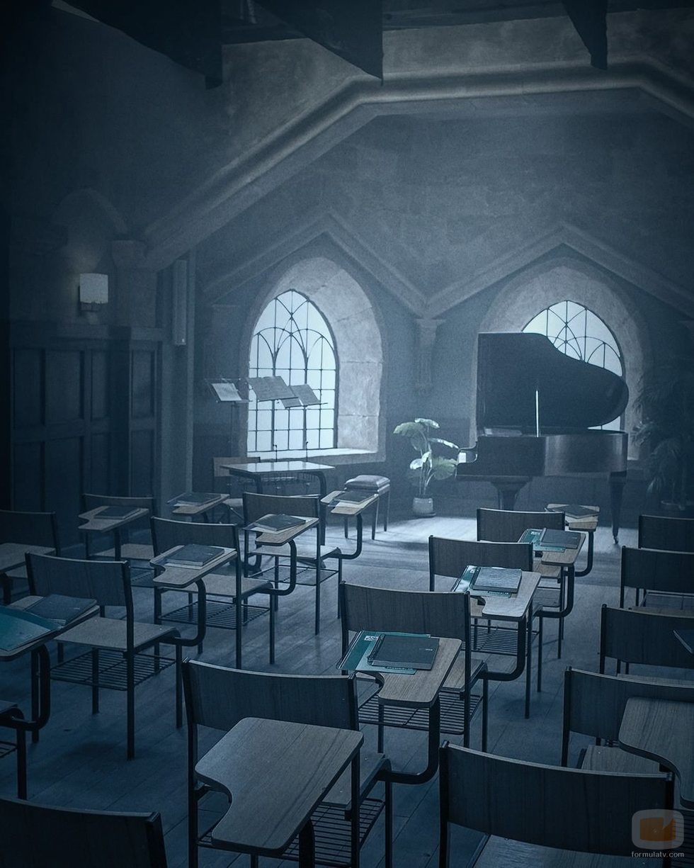 Un aula vacía de 'El Internado: Las Cumbres'