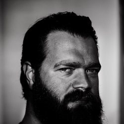 Jóhannes Haukur Jóhanesson, fichaje de 'Vikings: Valhalla'