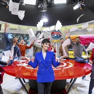 Adela González junto al equipo de 'La redacción'