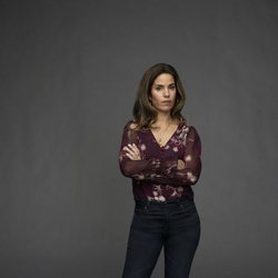 Ana Ortiz como Isabel en 'Con amor, Víctor'
