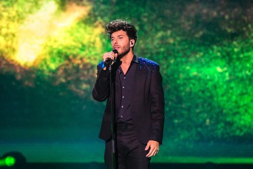 Blas Cantó canta en 'Destino Eurovisión'