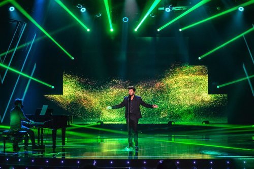 Blas Cantó en el escenario de 'Destino Eurovisión'