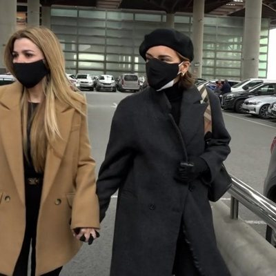Natalia y Chenoa viajan hasta Barcelona para despedirse de Álex Casademunt