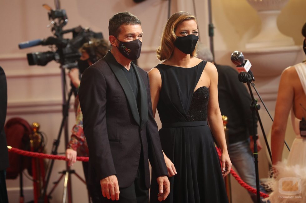 Antonio Banderas y María Casado, presentadores de la gala de los Premios Goya 2021