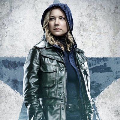 Póster de Emily VanCamp en 'Falcon y el Soldado de Invierno'
