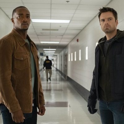 Sam Wilson (Anthony Mackie) y Bucky Barnes (Sebastian Stan) en 'Falcon y el Soldado de Invierno'