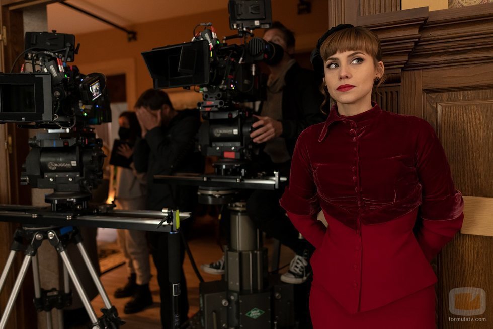 Aura Garrido rodando 'Un asunto privado'
