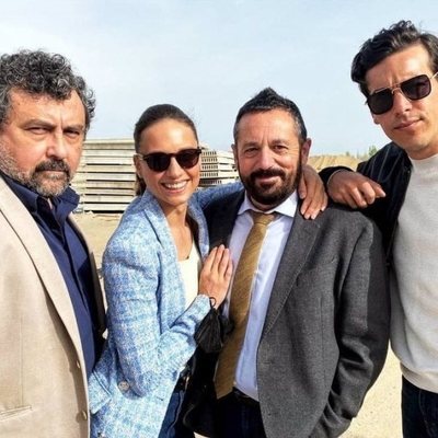 Paco Tous, Pepón Nieto, Michelle Jenner y Mario Casas en el rodaje de la décima temporada de 'Los hombres de Paco'
