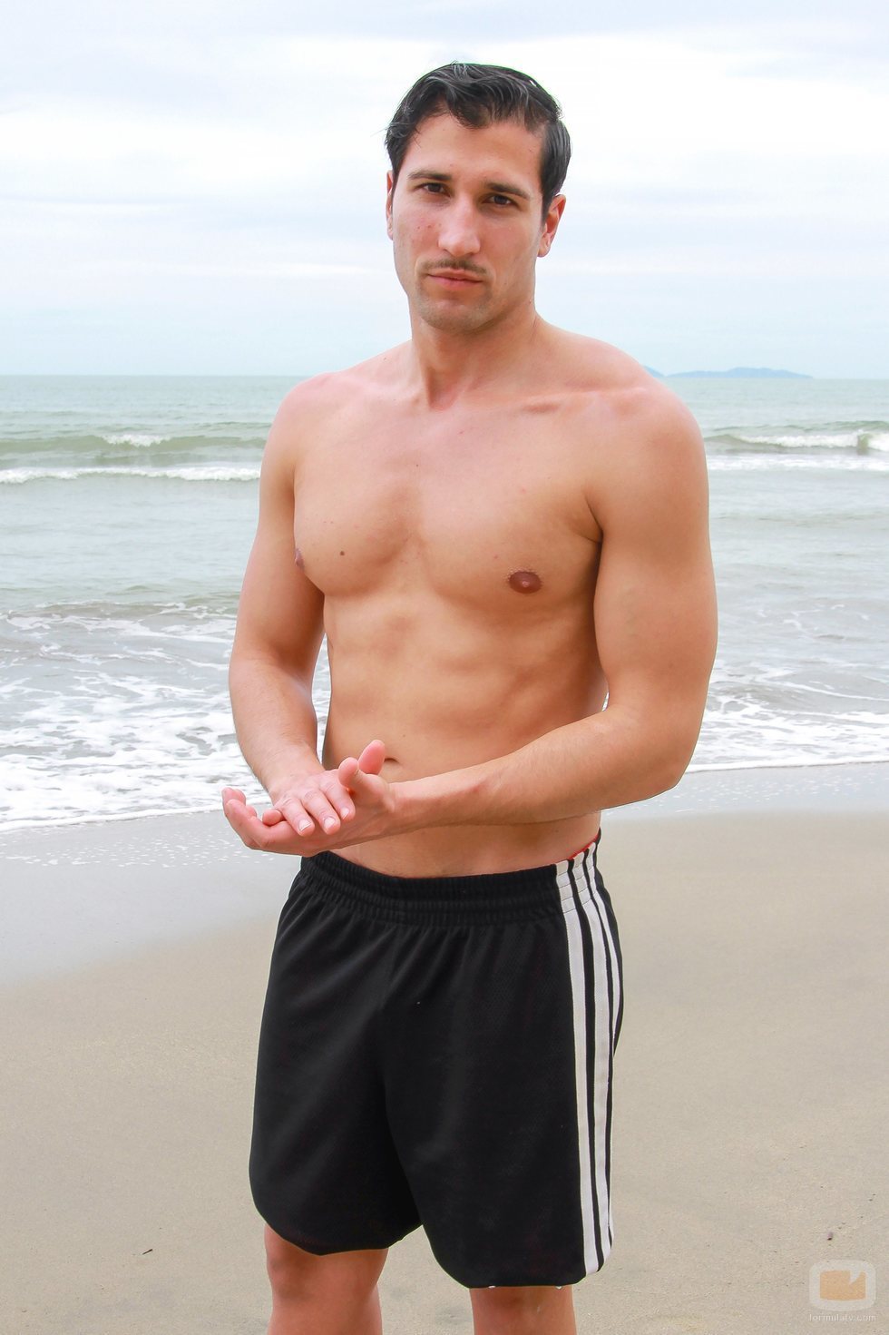 Gianmarco Onestini posa en bañador en 'Supervivientes 2021'