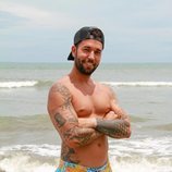Omar Sánchez posa en bañador en las playas de 'Supervivientes 2021'