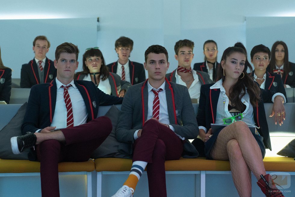 Miguel Bernardeau, Arón Piper y Claudia Salas en la cuarta temporada de 'Élite'