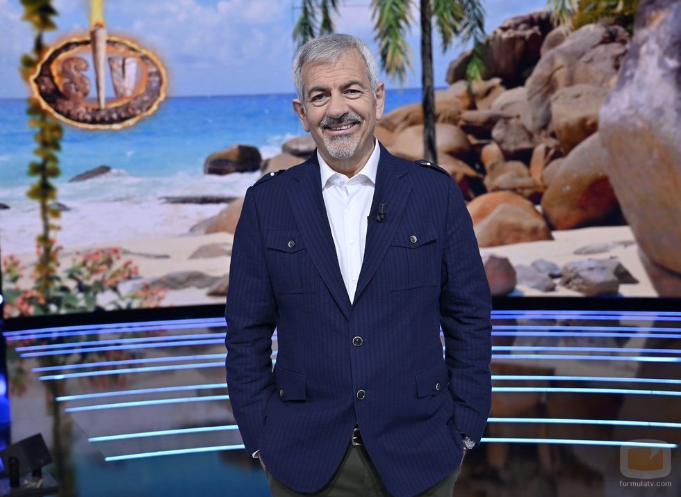Carlos Sobera posa como presentador de 'Supervivientes: Tierra de nadie'
