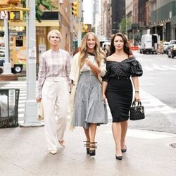 Miranda, Carrie y Charlotte en la temporada 1 de 'And Just Like That...'