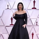 Laura Pausini en la Alfombra Roja de los Oscar 2021