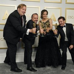 Phillip Bladh, Carlos Cortés, Michellee Couttolenc y Jaime Baksht reciben el Oscar a Mejor Sonido