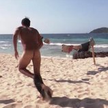 Gianmarco Onestini corre por 'Supervivientes 2021' totalmente desnudo