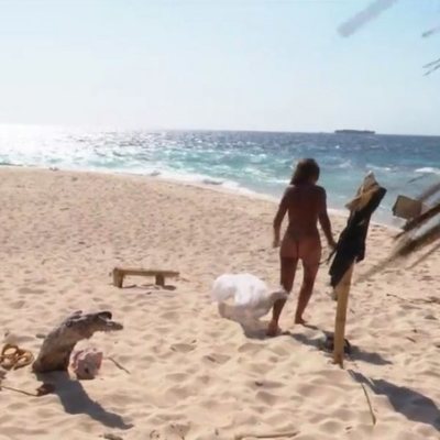 Marta López se desnuda en 'Supervivientes 2021'