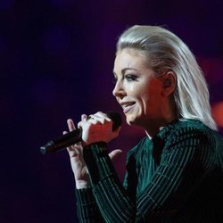 Lesley Roy, representante de Irlanda, en la Semifinal 1 de Eurovisión 2021