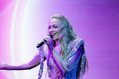 Albina, representante de Croacia, en la Semifinal 1 de Eurovisión 2021