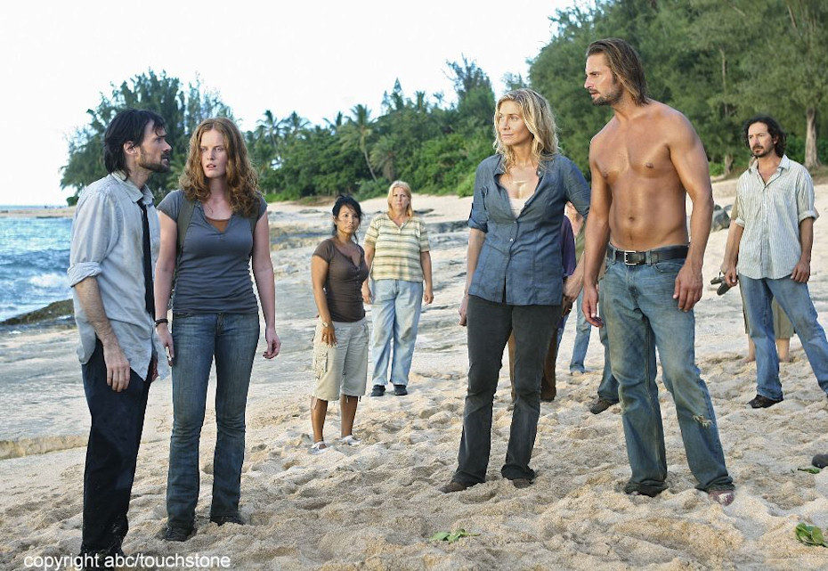 Sawyer sin camiseta en la isla de 'Perdidos'