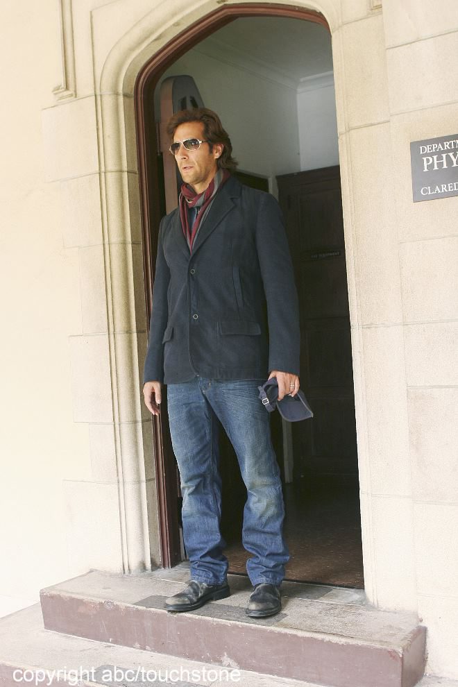 Henry Ian Cusick en el capítulo "Jughead" de 'Perdidos'