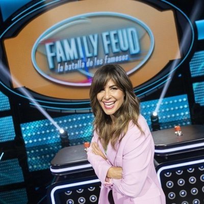 Nuria Roca, presentadora de 'Family Feud: La batalla de los famosos'