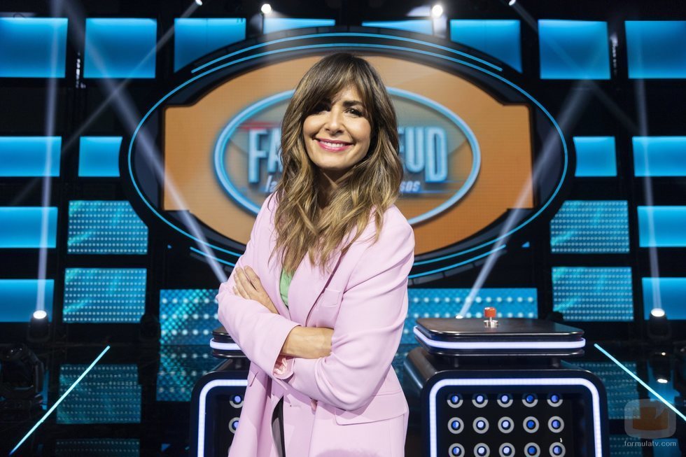 Nuria Roca presenta 'Family Feud: La batalla de los famosos'